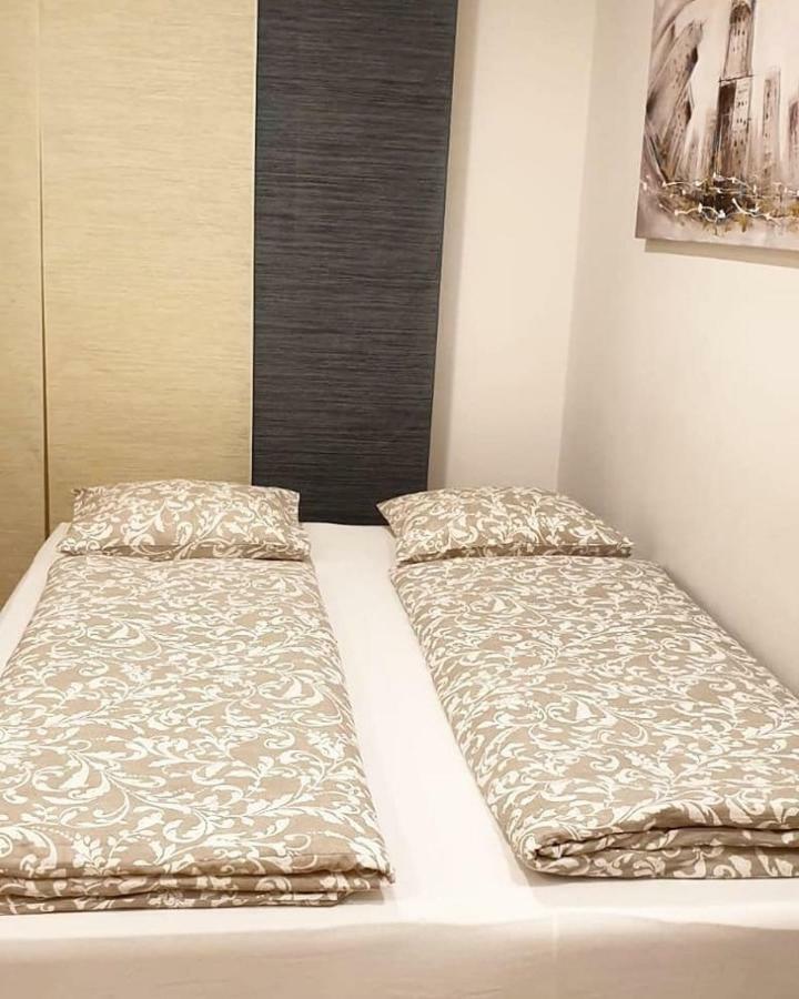 Apartman Bilja 3* 萨格勒布 外观 照片